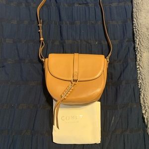 Stella & Dot Sloan Saddle Bag